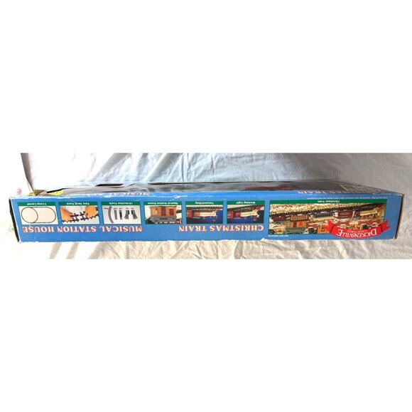 Vintage Dicksenville collectable Christmas train set - Picture 3 of 7